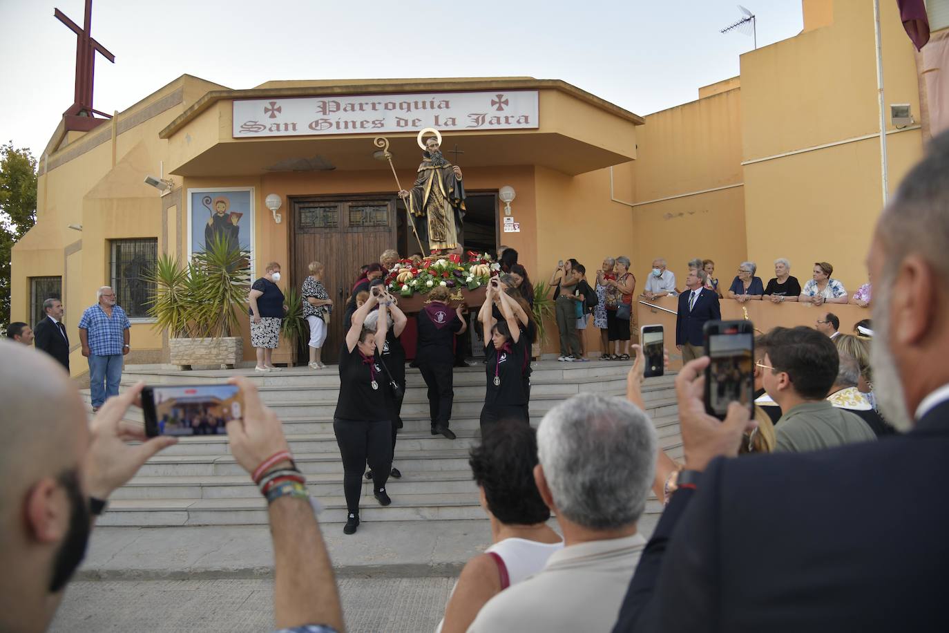 Fe, música y juegos por San Ginés de la Jara