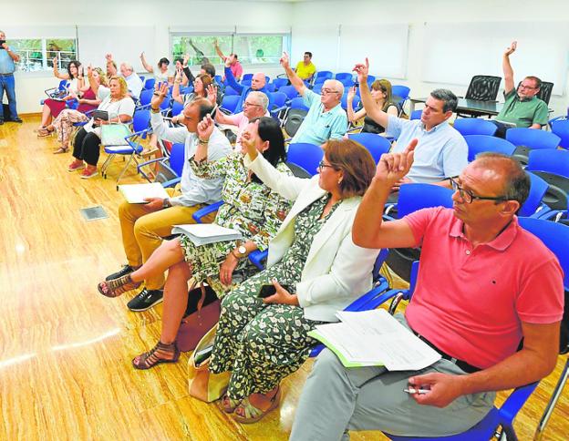 El Consejo Escolar reclama más medios en las aulas para prevenir conductas suicidas