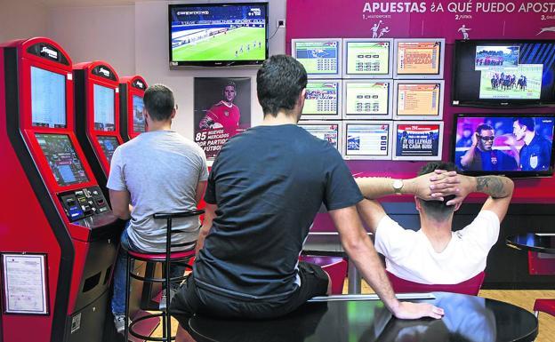 La Comunidad endurece las sanciones a los salones de juego y locales de apuestas