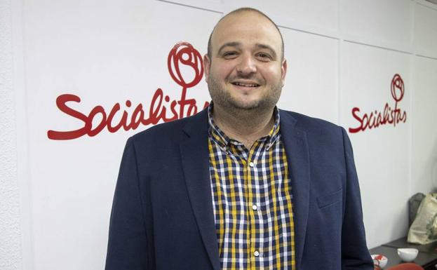 Manolo Torres inicia su carrera para ser el candidato del PSOE a la alcaldía de Cartagena