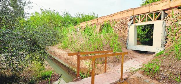 Polémica por las obras para frenar el deterioro de un acueducto de Murcia del siglo XVIII