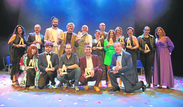 ‘Chatungla’ se lleva cuatro Premios Azahar