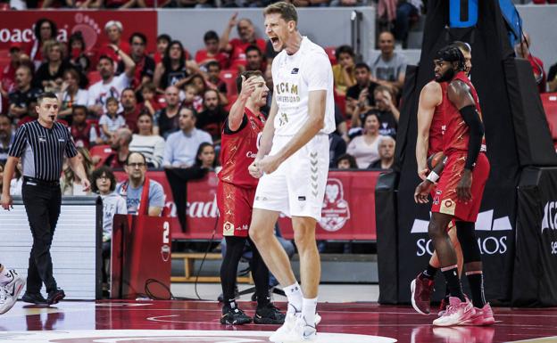 La sonrisa de McFadden cambia la cara al UCAM