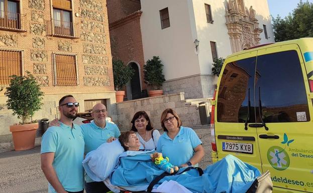 Una visita especial al Santuario de la Fuensanta, gracias a la Ambulancia del Deseo