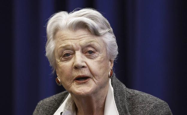 Muere la actriz Angela Lansbury, la popular protagonista de ‘Se ha escrito un crimen’