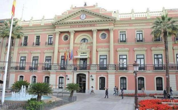 El SIME inicia las movilizaciones tras la negativa del Ayuntamiento de Murcia a negociar la estabilización de plazas