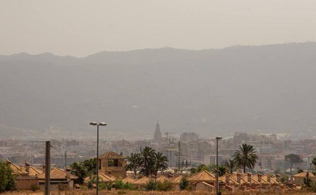 Activan en Murcia el protocolo de aviso por contaminación atmosférica en su nivel más leve