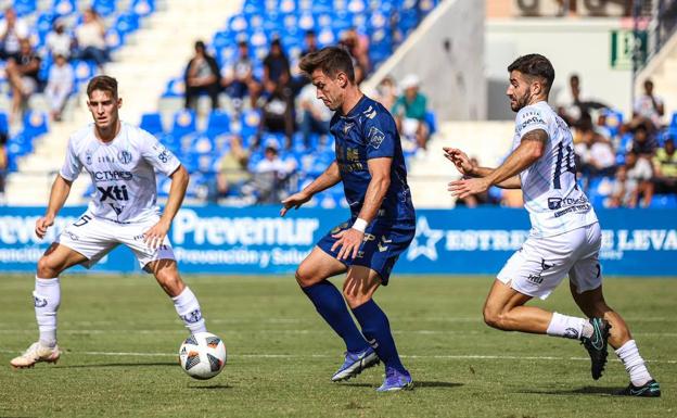 El UCAM se ahoga ante un Yeclano valiente que mereció más