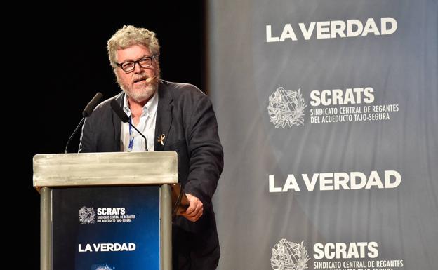 Juan López de Uralde: «Hay que reconocer la gravedad del cambio climático»