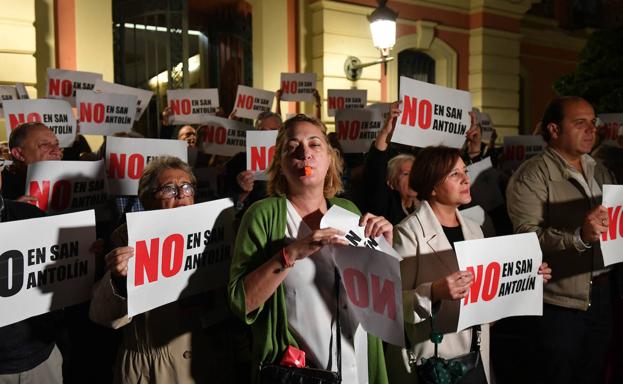 El barrio murciano de San Antolín recoge 3.000 firmas contra el centro para toxicómanos