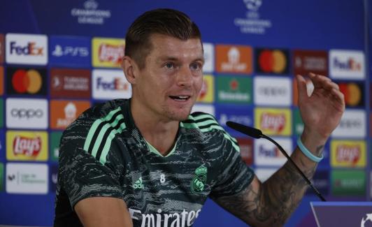 Toni Kroos, durante la rueda de prensa. /Juan Carlos Hidalgo (Efe)