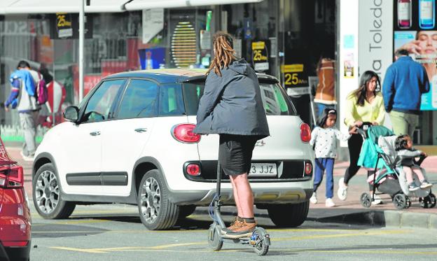 El servicio de alquiler de patinetes de Murcia arrancará en los próximos dos meses con mil vehículos