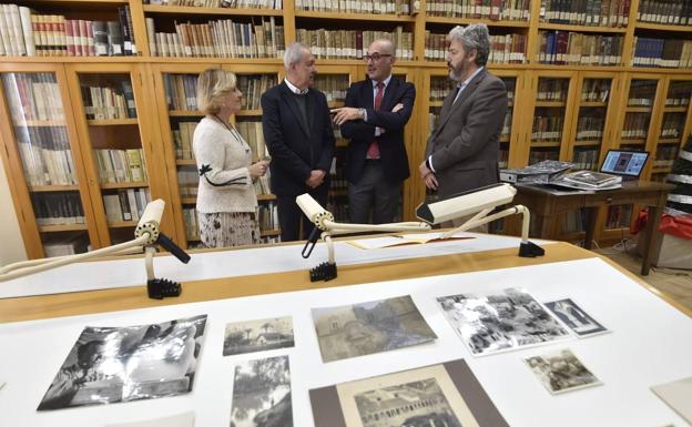 La familia de José Ballester dona al Ayuntamiento de Murcia 917 documentos de su archivo personal