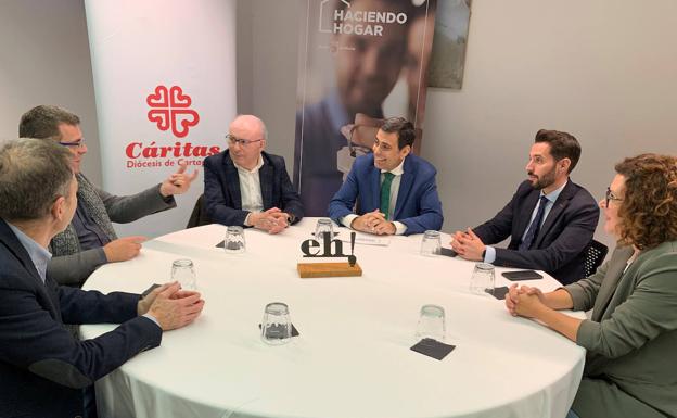 Amplían en un millón de euros las ayudas a Cáritas para garantizar el hogar de las familias vulnerables