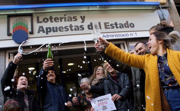 Descubre cómo puedes comprobar tus décimos de la Lotería de Navidad