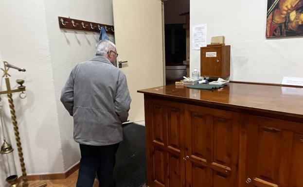 Roban la recaudación de la Lotería de Navidad y 30 décimos de la del Niño en una iglesia de Cieza