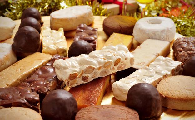 Por qué se come turrón y polvorones en Navidad en España