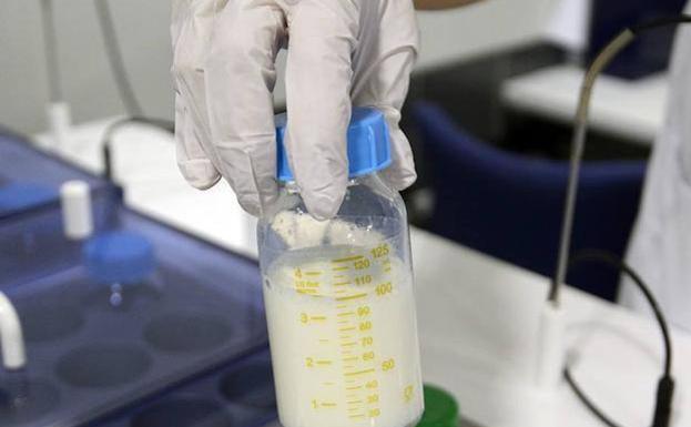 El banco de leche materna de la Región de Murcia recibe 1.500 litros y beneficia a 235 neonatos