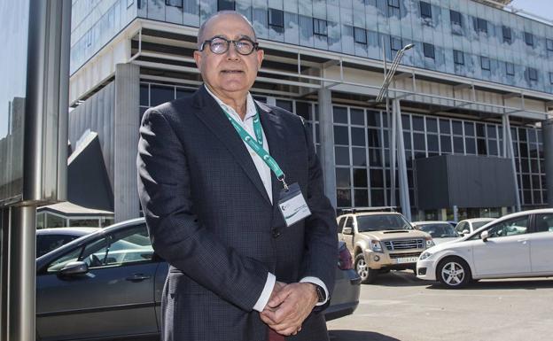 Fallece José María Ferrer, director general del Hospital Virgen de la Caridad