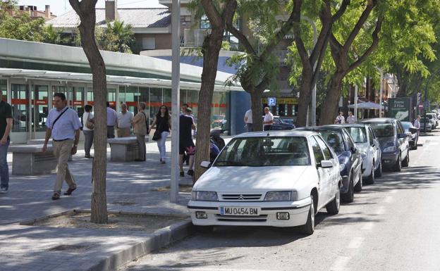 Un conductor atropella a una joven de 15 años en Murcia