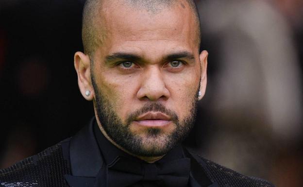 Detenido Dani Alves por presuntamente agredir sexualmente a una mujer en Barcelona