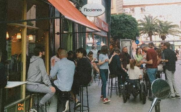 Los propietarios del Café de Ficciones de Murcia ponen en venta el local