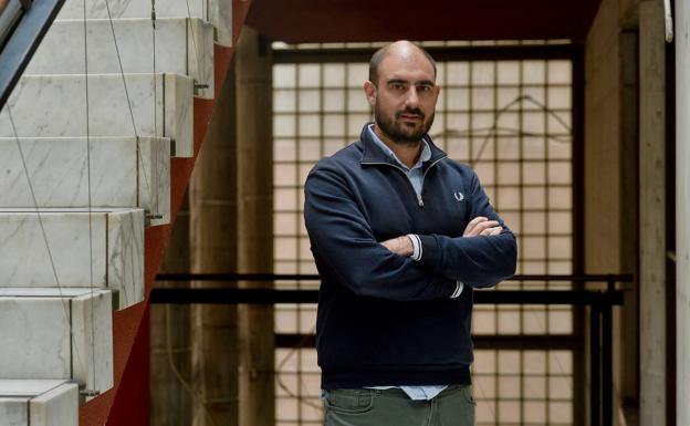 Juan Pedro Sanz: «Todos los edificios necesitan unas mejoras, porque al final es salud»