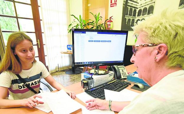 La UMU aprueba la regulación del teletrabajo para el personal de administración