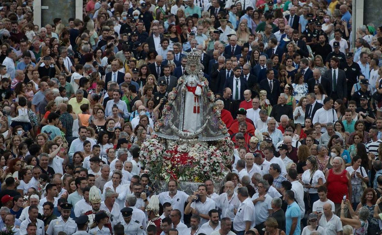 La Virgen de la Fuensanta regresa a la Catedral de Murcia para pasar la Semana Santa y las Fiestas de Primavera
