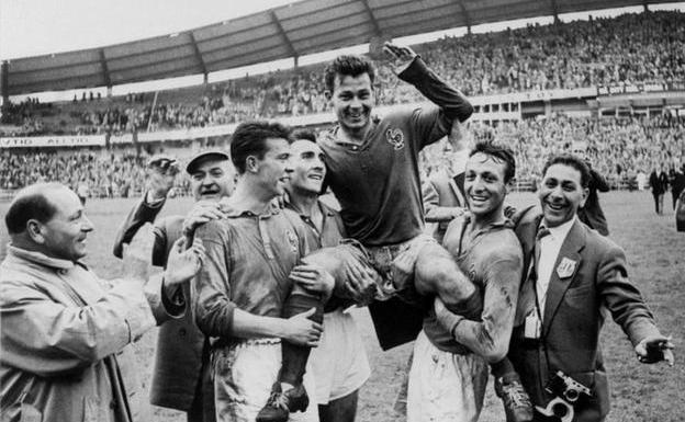 Muere el mítico Just Fontaine, máximo goleador de la historia en un Mundial