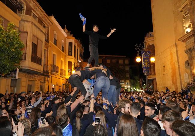 Delirio azul en Lorca en la serenata a la Virgen de los Dolores