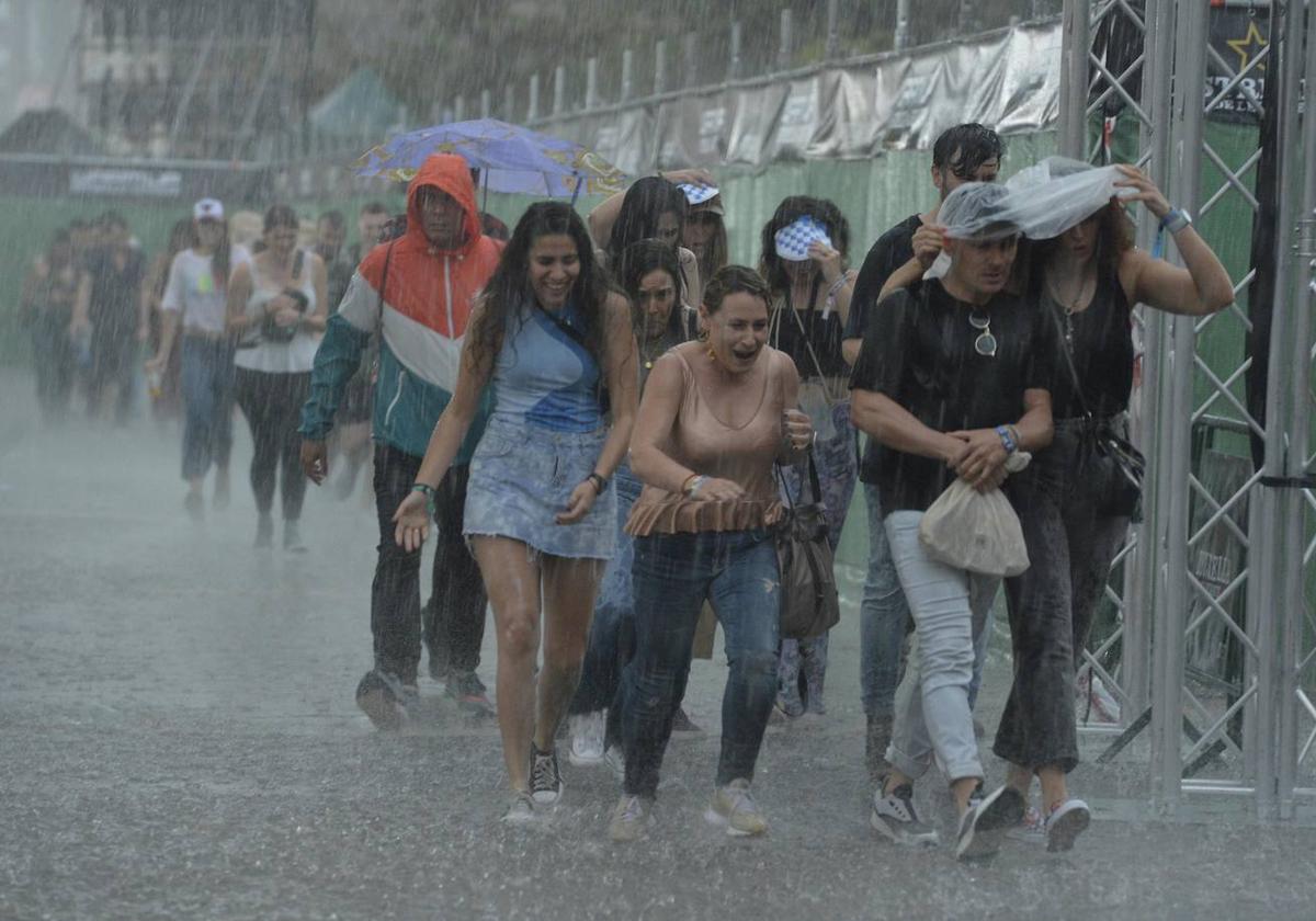 Murcia activa el dispositivo municipal ante el aviso amarillo por tormentas