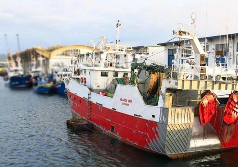 Dos muertos, seis rescatados y un desaparecido en el naufragio de un barco de Santander