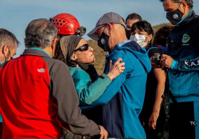 Beatriz Flamini bate el récord de aislamiento tras estar 500 días encerrada en una cueva