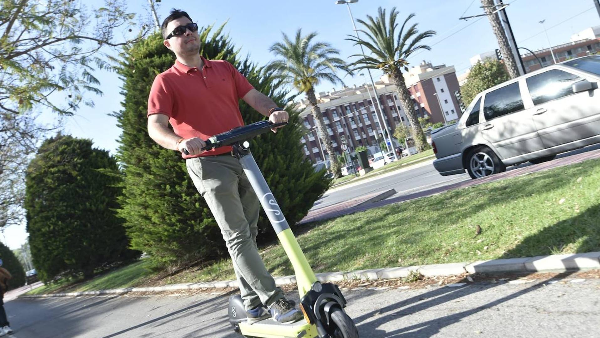 Desembarcan los primeros patinetes eléctricos de alquiler en las calles de Murcia