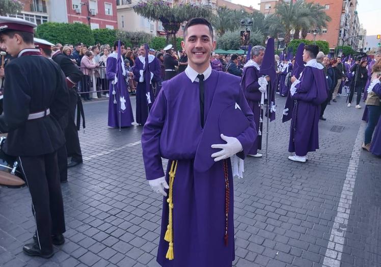 Murcia se rinde a los ‘salzillos’ en otro Viernes Santo mágico