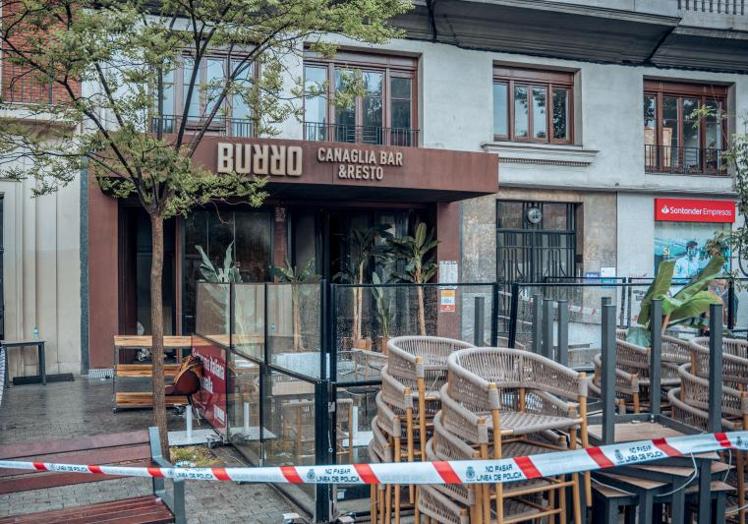 Dos muertos y diez heridos en el incendio de un restaurante italiano en el centro de Madrid