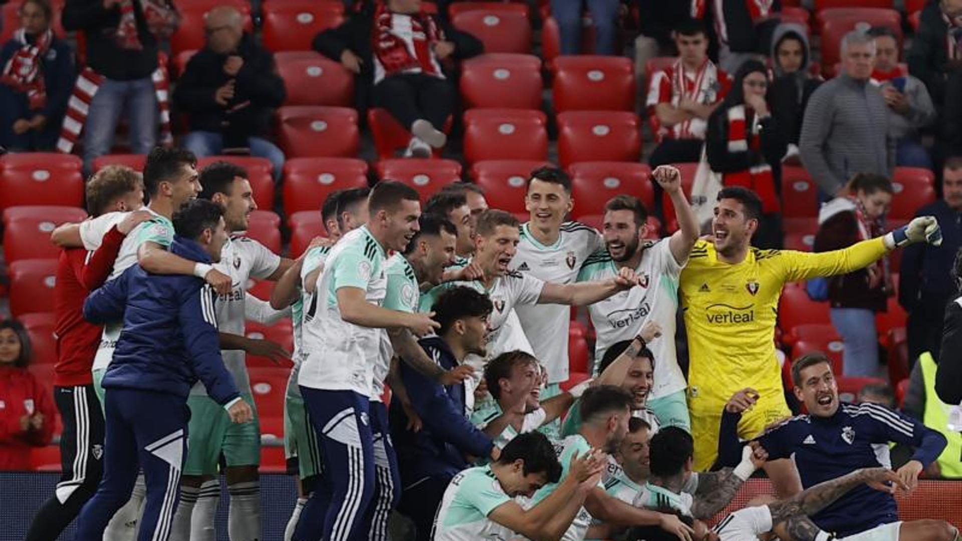 Una milagrosa resistencia mete a Osasuna en su segunda final de Copa, 18 años después