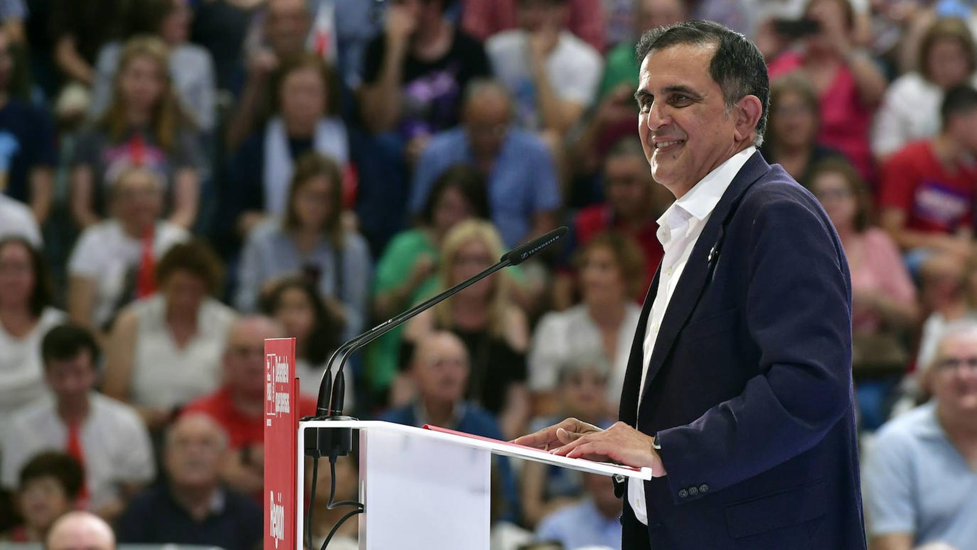 Serrano propone un Pacto por la Educación con la Comunidad para invertir 110 millones en colegios de Murcia