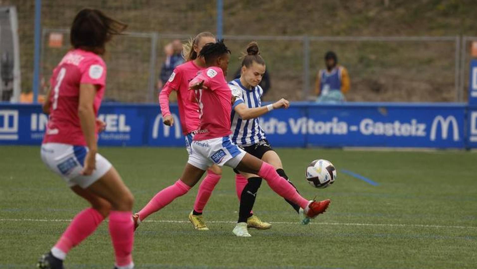 El Alhama empata en Vitoria y baja a segunda división