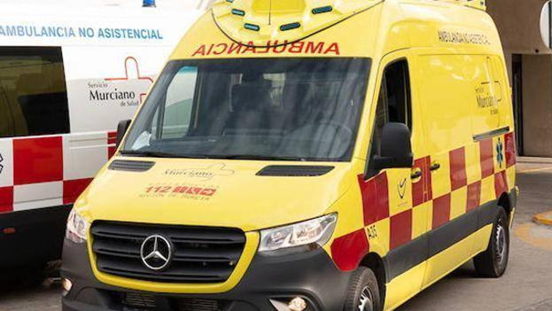 Muere un trabajador al caer desde una altura de 3 metros en Archena