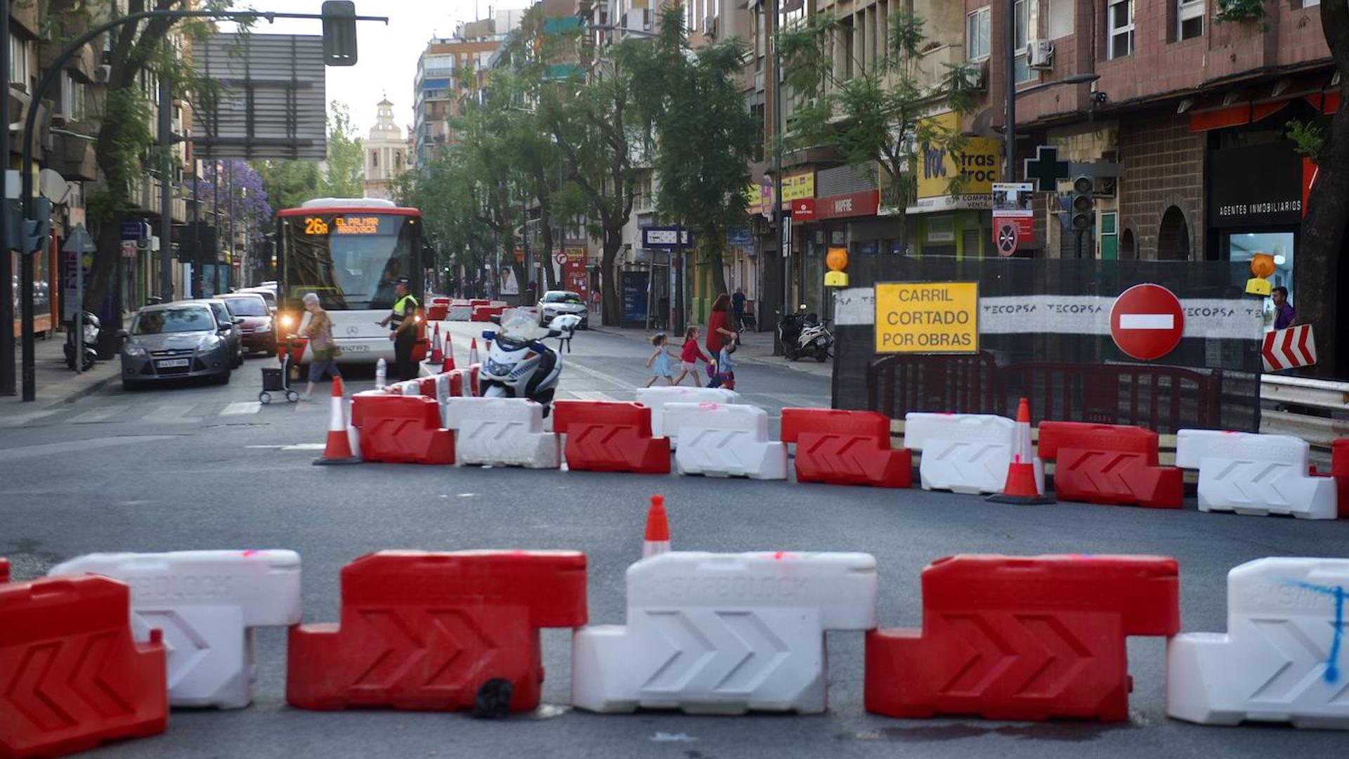 El despliegue policial y el uso de rutas alternativas normalizan el tráfico en el Carmen, según el Ayuntamiento de Murcia