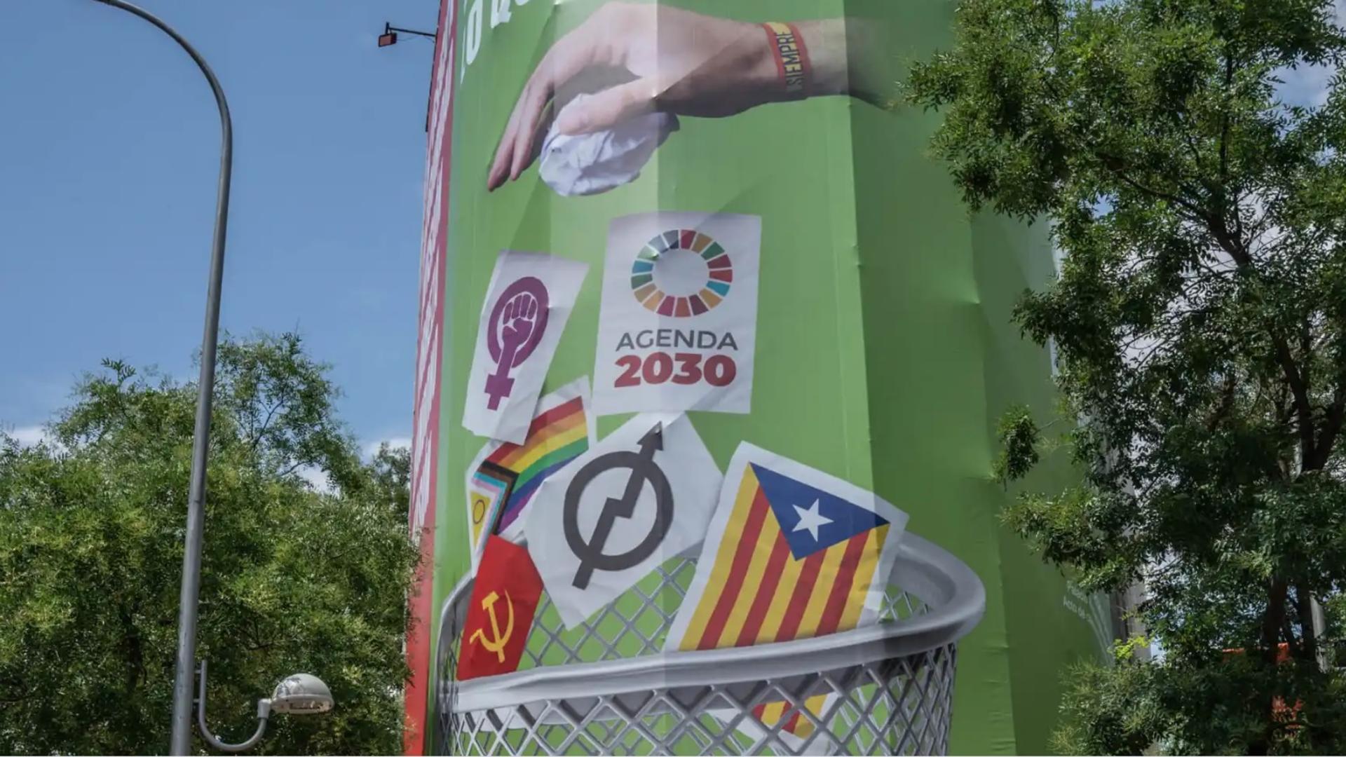 La Junta Electoral ordena a Vox que retire su polémica lona