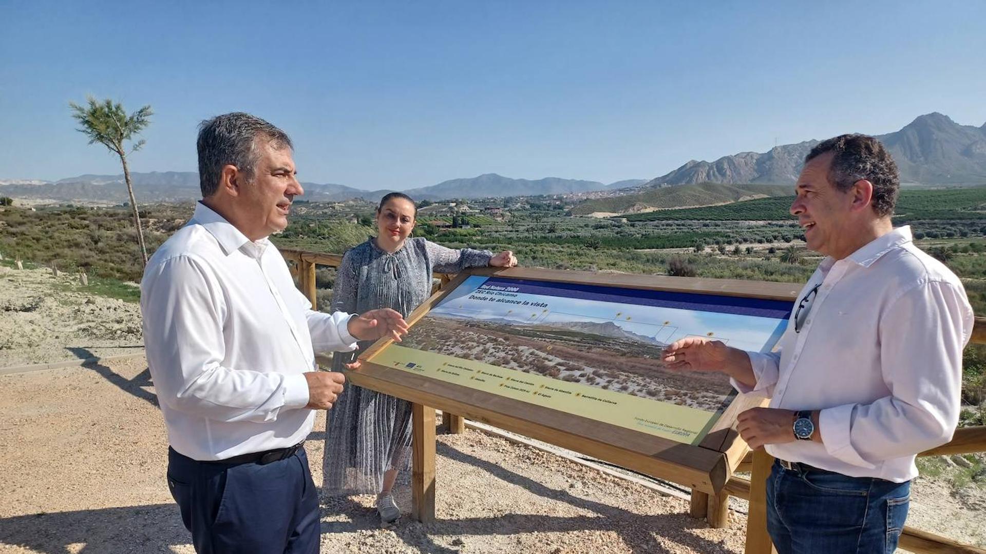 El cauce del Chícamo estrena un mirador con vistas a la sierra en Abanilla