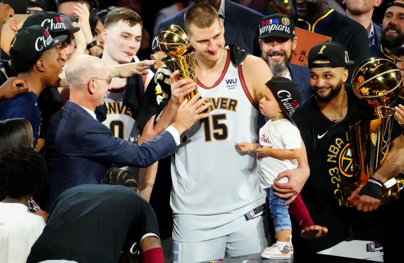 Imagen secundaria 2 - Nikola Jovic, protagonista de la FInal de la NBA.