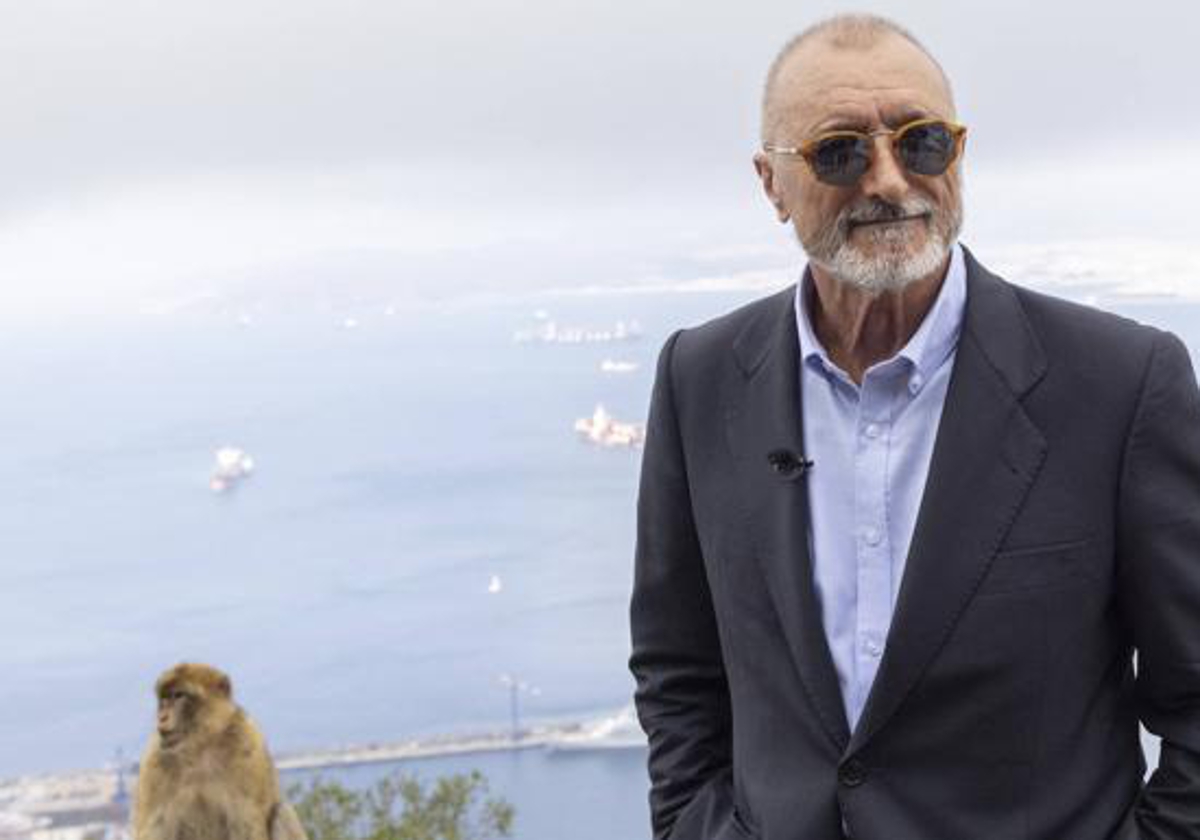 Pérez-Reverte vuelve a la intriga con ‘El problema final’, que saldrá en septiembre