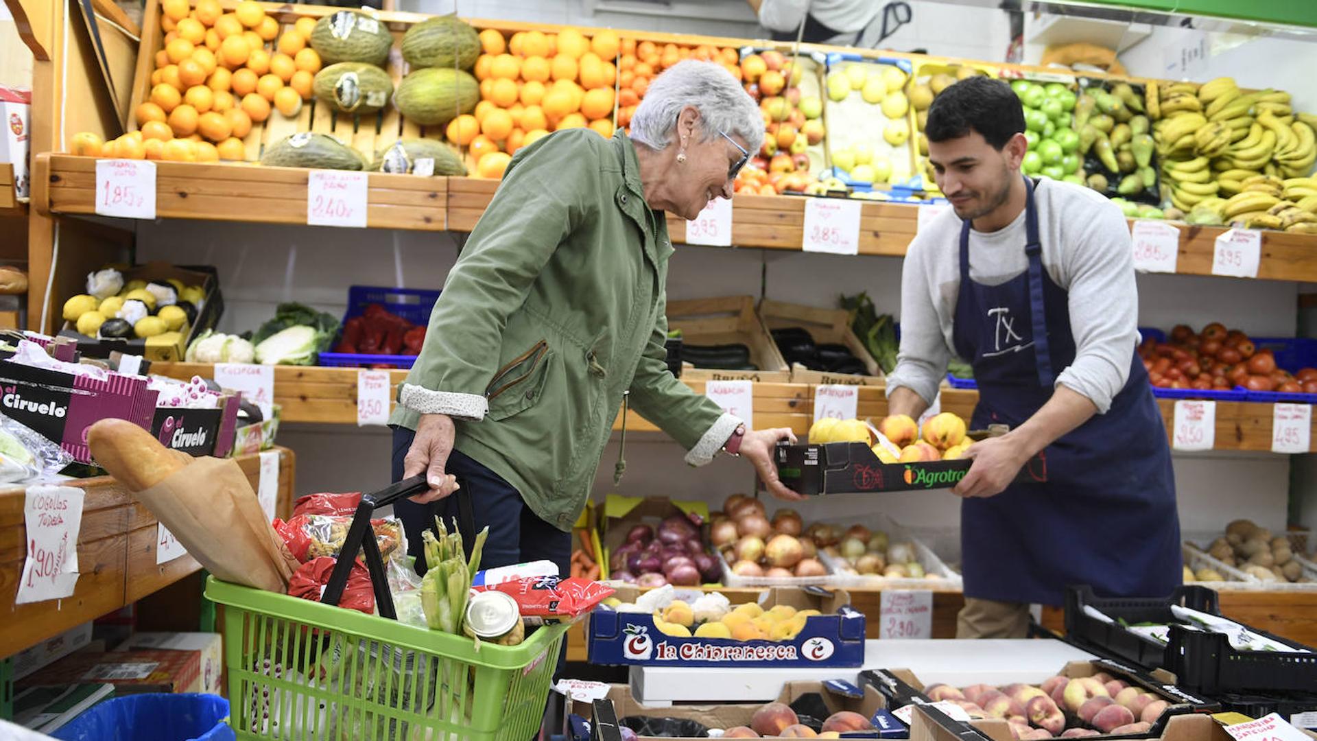 El Gobierno mantendrá las rebajas de IVA en alimentos en plena precampaña