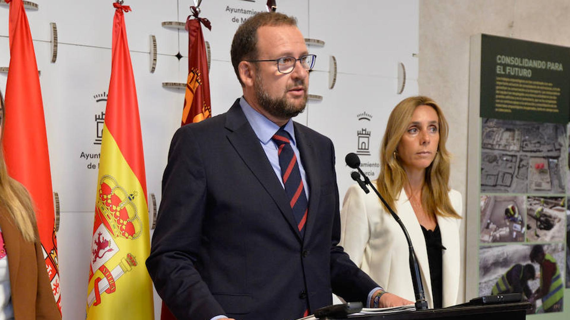 El PP de Murcia denuncia que «el PSOE acumuló facturas de luz sin pagar de casi 5 millones» en el Ayuntamiento