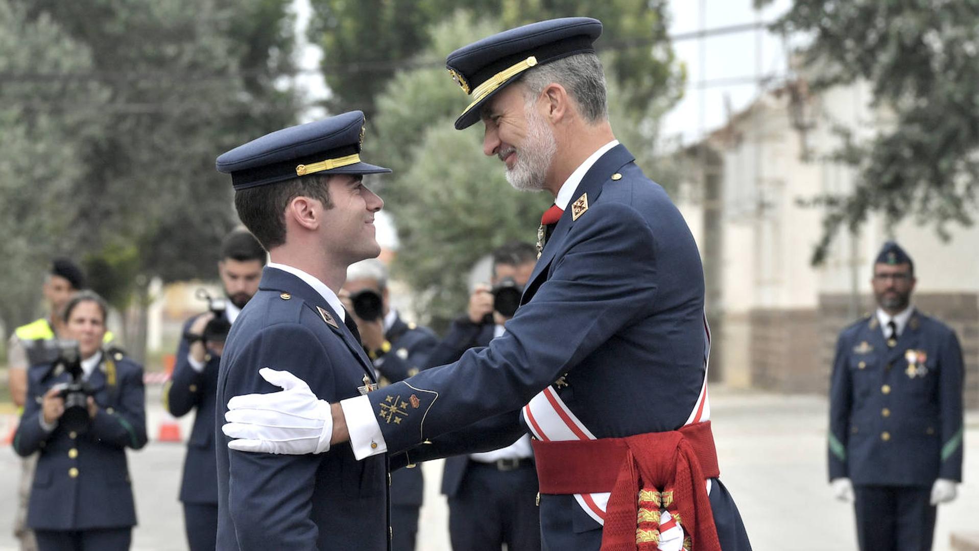 Felipe VI preside en San Javier la entrega de Reales Despachos a los nuevos tenientes del Ejército del Aire