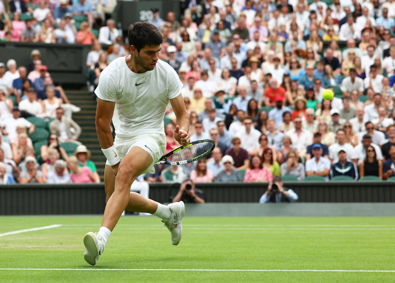 Horario y dónde ver el partido de Carlos Alcaraz en Wimbledon ante Matteo Berrettini